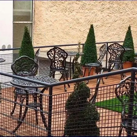 Hotel Rivoli Jardin 4*