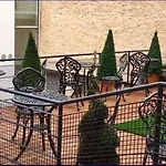 Ξενοδοχείο Rivoli Jardin 4*