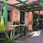 Rivoli Jardin 4*