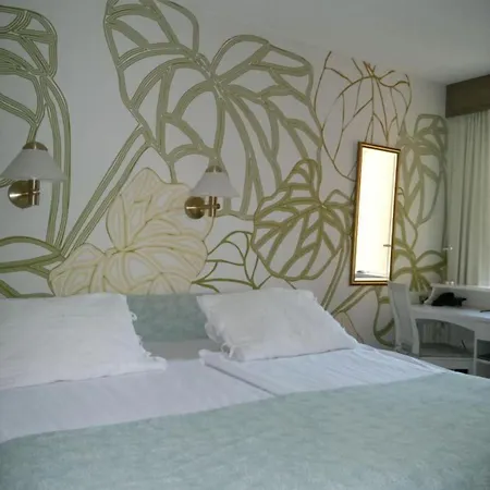 Hotel Rivoli Jardin 4*