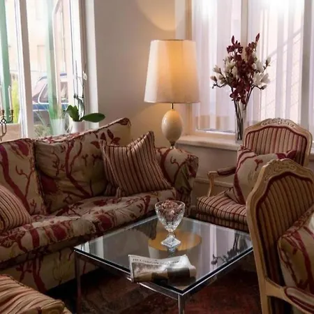 Rivoli Jardin Hotel